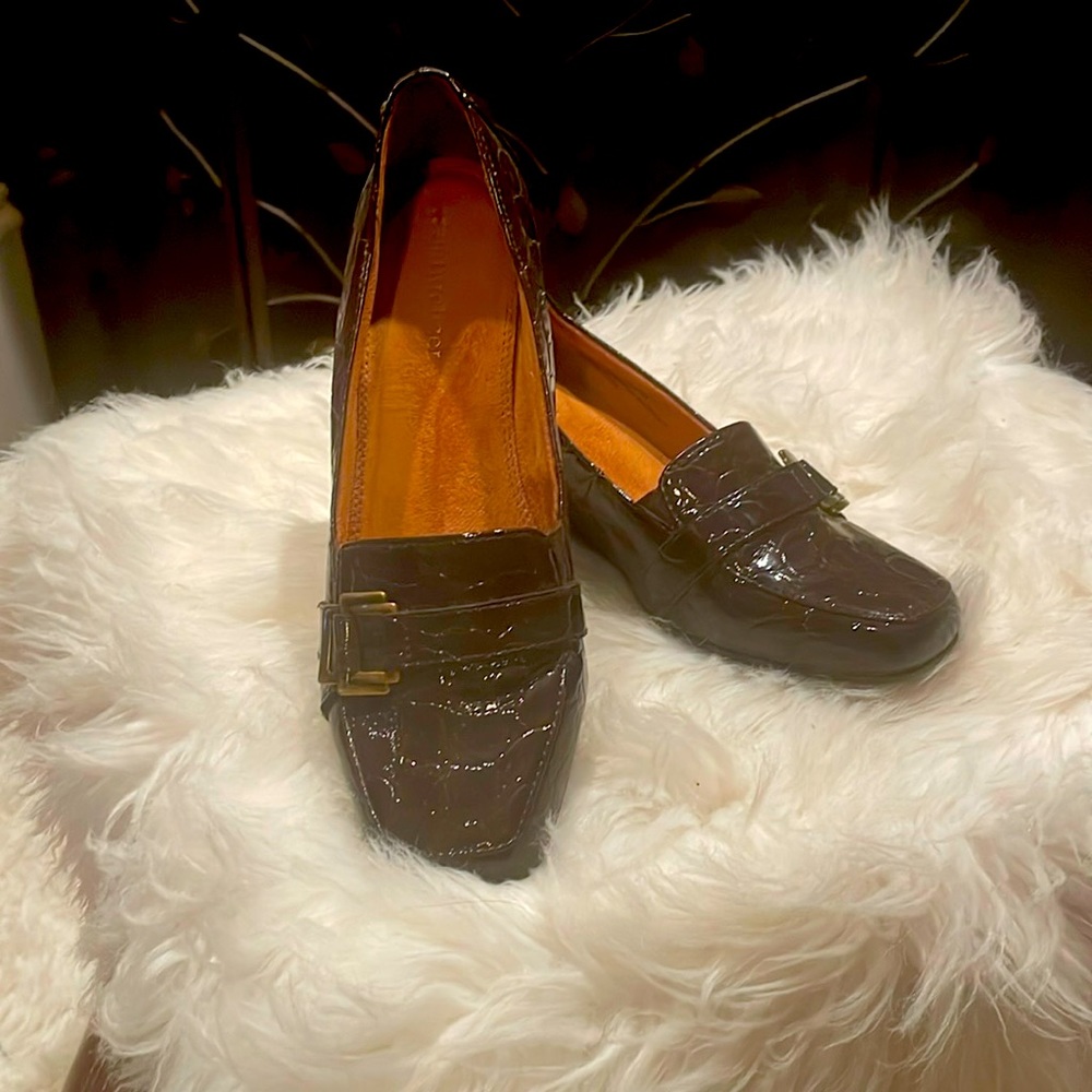 Brown Naturalized Loafers 7.5 Women